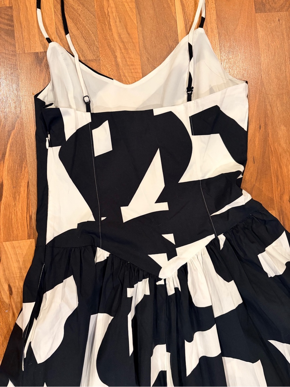 Express Black & White Sleeveless Maxi Dress - Picture 10 of 13